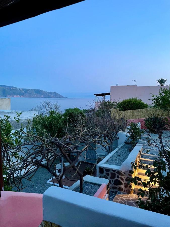 Villa Pomelia, Villa Nel Corso Di Santa Marina Salina A 50 Mt Dal Mare Экстерьер фото